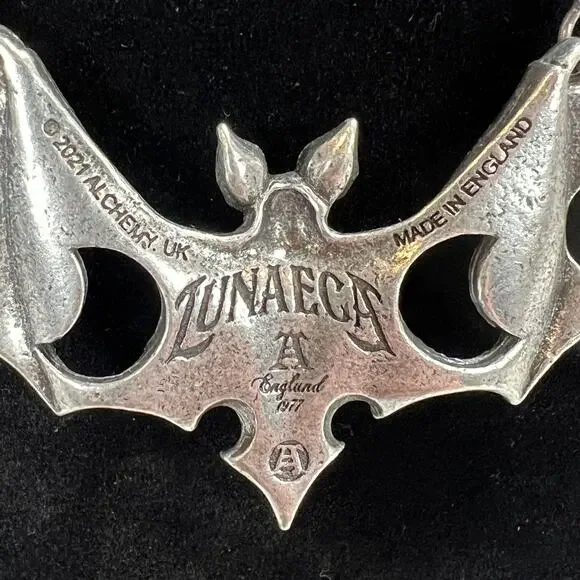 Alchemy Gothic Lunaeca Bat Moon Phase Necklace Mirror Vampire Goth Witchy - Picture 3 of 6